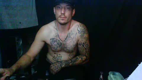 Snapshot of oh_you_know69 chatting on July 5, 2026, 11:17 am who dares toss me some tips lets have fun online show from July 5, 2026, 11:17 am