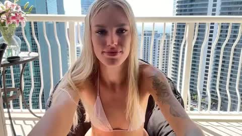 Kelly online show from March 8, 2025, 7:31 pm