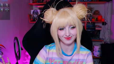 Snapshot of ohclementinee chatting on December 13, 2024, 10:51 am Clementine Clem online show from December 13, 2024, 10:51 am