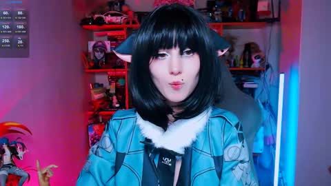 Snapshot of ohclementinee chatting on January 23, 2025, 10:22 am Clementine Clem online show from January 23, 2025, 10:22 am