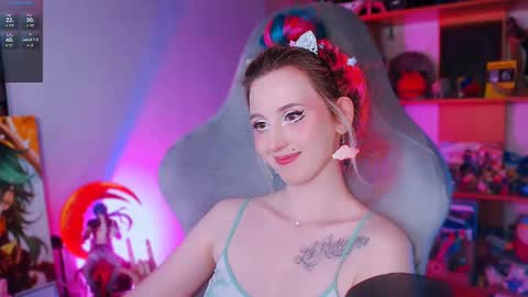 Snapshot of ohclementinee chatting on February 18, 2025, 12:28 pm Clementine Clem online show from February 18, 2025, 12:28 pm