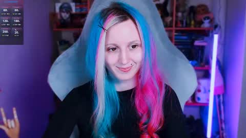 Snapshot of ohclementinee chatting on March 5, 2025, 10:11 am Clementine Clem online show from March 5, 2025, 10:11 am