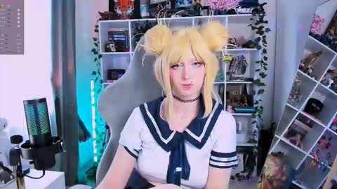 Snapshot of ohclementinee chatting on October 14, 2025, 8:04 am Clementine Clem online show from October 14, 2025, 8:04 am
