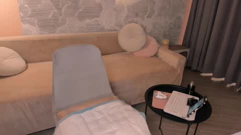 Maria online show from February 23, 2025, 8:11 pm