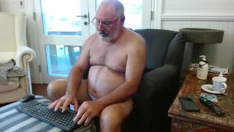 Ohjonny online show from April 18, 2026, 3:10 am