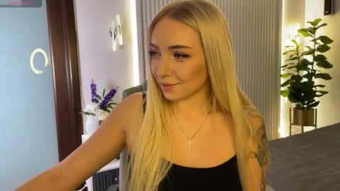 Emma online show from November 15, 2025, 2:09 am