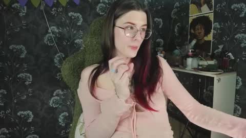 Snapshot of ohmygoddestkimmy chatting on March 5, 2026, 12:17 am Kmmy online show from March 5, 2026, 12:17 am