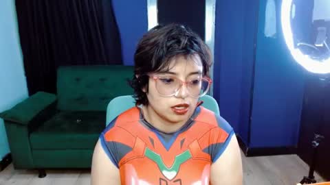 Snapshot of ohmysqueak chatting on April 19, 2026, 11:09 am ohmysqueak online show from April 19, 2026, 11:09 am