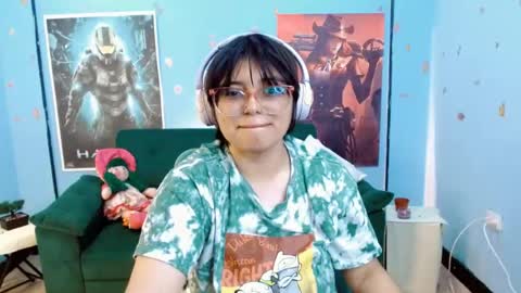 Snapshot of ohmysqueak chatting on May 10, 2026, 1:49 pm ohmysqueak online show from May 10, 2026, 1:49 pm