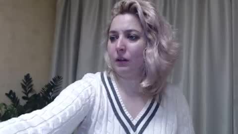 Snapshot of ohsweetiren chatting on January 30, 2025, 7:18 am Iren online show from January 30, 2025, 7:18 am
