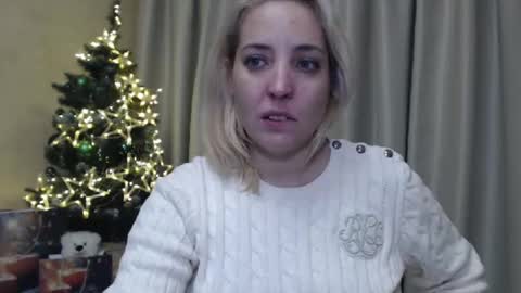 Snapshot of ohsweetmari chatting on December 25, 2024, 9:11 pm Mari online show from December 25, 2024, 9:11 pm