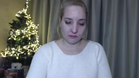 Snapshot of ohsweetmari chatting on December 26, 2024, 4:04 pm Mari online show from December 26, 2024, 4:04 pm