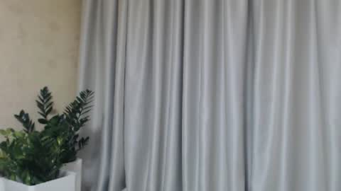 Snapshot of ohsweetmari chatting on January 26, 2025, 8:02 pm Mari online show from January 26, 2025, 8:02 pm
