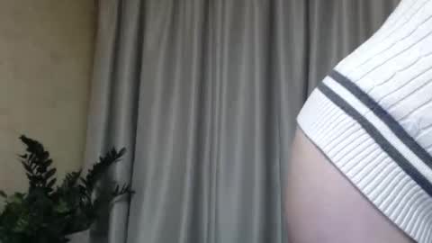 Snapshot of ohsweetmari chatting on March 2, 2025, 4:42 pm Mari online show from March 2, 2025, 4:42 pm