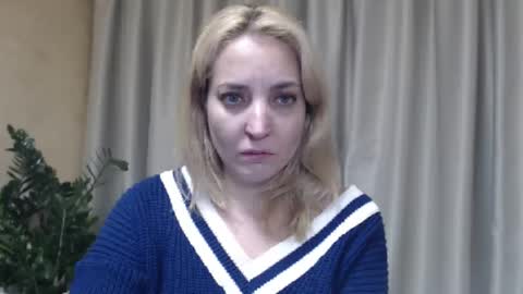 Snapshot of ohsweetmari chatting on October 23, 2025, 3:00 pm Mari online show from October 23, 2025, 3:00 pm