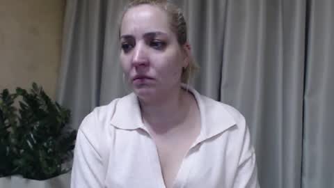 Mari online show from March 5, 2026, 6:59 pm