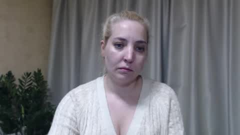 Mari online show from April 18, 2026, 3:38 pm