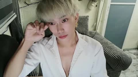 Snapshot of oishii_ii chatting on May 9, 2026, 6:57 pm oishii online show from May 9, 2026, 6:57 pm