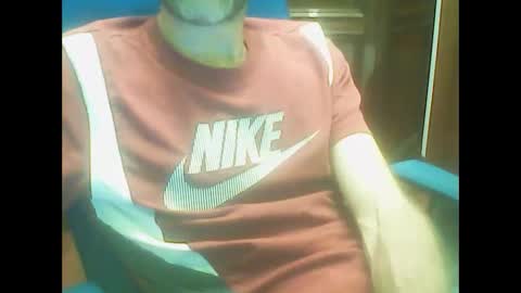 ojosverdess30 online show from April 15, 2026, 7:58 pm