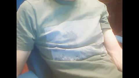 ojosverdess30 online show from April 22, 2026, 5:25 pm