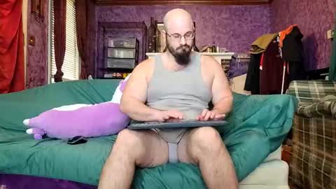 oknpc online show from October 15, 2025, 1:33 pm