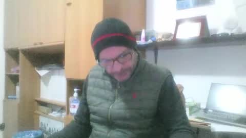 olak21 online show from November 23, 2025, 4:51 pm