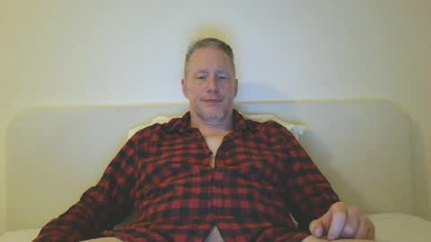 Snapshot of olavdelux chatting on July 9, 2026, 11:31 pm olavdelux online show from July 9, 2026, 11:31 pm