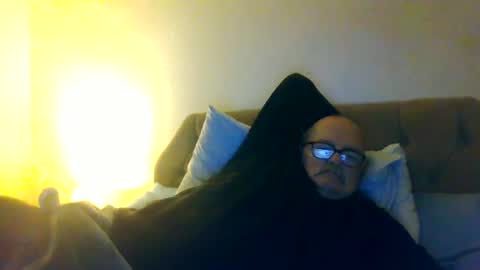 old_fkr online show from December 19, 2024, 7:51 pm