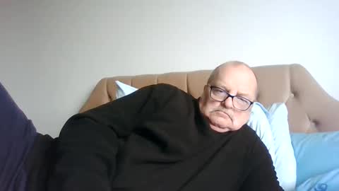 old_fkr online show from February 10, 2025, 12:29 pm