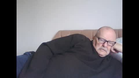 old_fkrr_ online show from November 8, 2025, 10:04 am