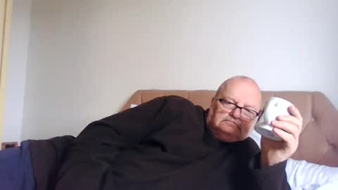 Snapshot of old_fkrr_ chatting on June 12, 2026, 10:03 am old_fkrr_ online show from June 12, 2026, 10:03 am