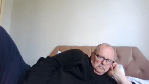 Snapshot of old_fkrr_ chatting on June 13, 2026, 9:18 am old_fkrr_ online show from June 13, 2026, 9:18 am