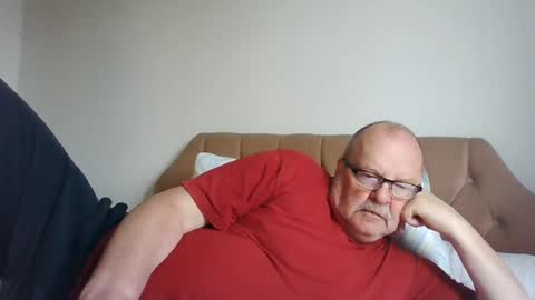 Snapshot of old_fkrr_ chatting on June 14, 2026, 9:44 am old_fkrr_ online show from June 14, 2026, 9:44 am