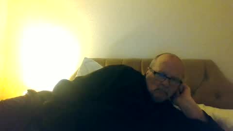 Snapshot of old_fkrr_ chatting on June 19, 2026, 2:27 am old_fkrr_ online show from June 19, 2026, 2:27 am