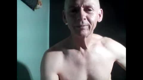 oldbuthorny62 online show from March 4, 2025, 1:55 am