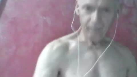 Snapshot of oldbuthorny62 chatting on April 12, 2026, 1:43 am oldbuthorny62 online show from April 12, 2026, 1:43 am