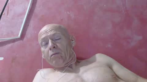 Snapshot of oldbuthorny62 chatting on May 2, 2026, 12:37 am oldbuthorny62 online show from May 2, 2026, 12:37 am