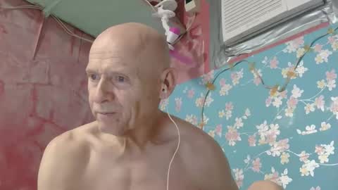 Snapshot of oldbuthorny62 chatting on May 12, 2026, 1:52 pm oldbuthorny62 online show from May 12, 2026, 1:52 pm