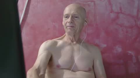 Snapshot of oldbuthorny62 chatting on May 16, 2026, 3:00 pm oldbuthorny62 online show from May 16, 2026, 3:00 pm