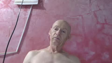 Snapshot of oldbuthorny62 chatting on May 17, 2026, 6:44 am oldbuthorny62 online show from May 17, 2026, 6:44 am