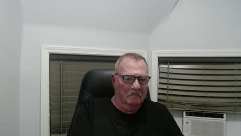 oldguybigd online show from September 14, 2025, 4:22 am