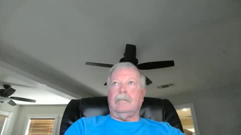Snapshot of oldlakeguy chatting on October 27, 2025, 8:13 pm OldLakeGuy online show from October 27, 2025, 8:13 pm