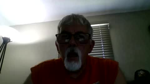 Snapshot of oldmiguy chatting on June 6, 2026, 8:13 pm OldMIGUY online show from June 6, 2026, 8:13 pm