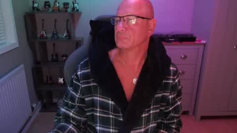 oldveteranuk online show from April 27, 2026, 4:21 am