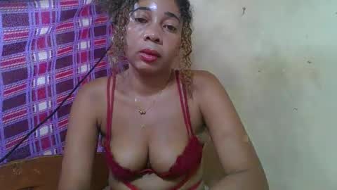 Snapshot of olinaa chatting on May 3, 2026, 1:50 pm olinaa online show from May 3, 2026, 1:50 pm