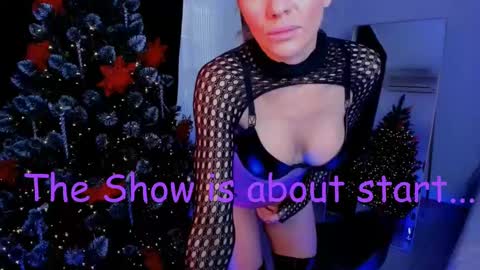 oliva_candy online show from February 9, 2025, 6:54 am