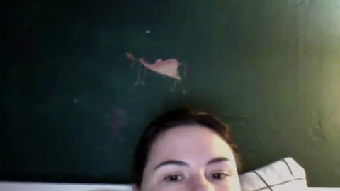 Oil online show from October 26, 2025, 3:40 pm