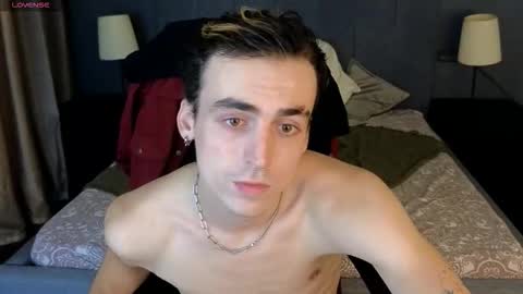 Snapshot of oliver__martinez chatting on September 12, 2025, 3:06 am OLIVER MARTINEZ online show from September 12, 2025, 3:06 am