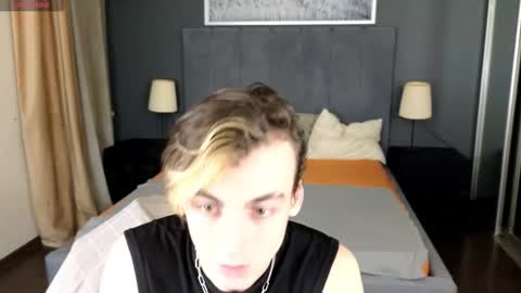 Snapshot of oliver__martinez chatting on September 29, 2025, 8:02 pm OLIVER MARTINEZ online show from September 29, 2025, 8:02 pm
