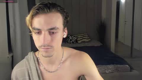 Snapshot of oliver__martinez chatting on October 8, 2025, 10:51 pm OLIVER MARTINEZ online show from October 8, 2025, 10:51 pm